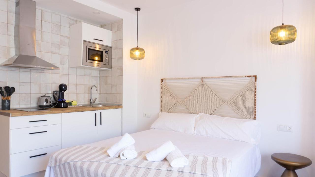 Apartment Carihuela Beach Malaga 토레몰리노스 외부 사진