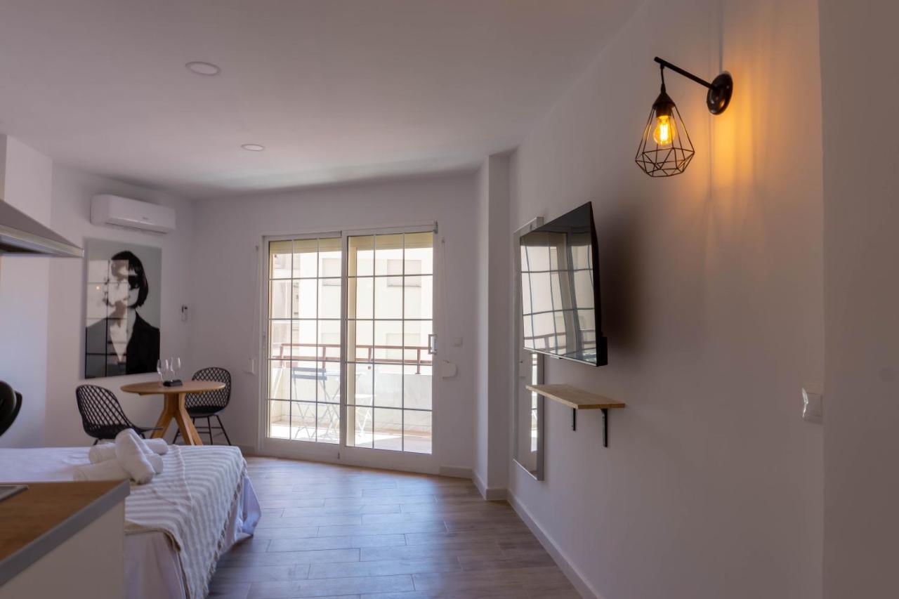 Apartment Carihuela Beach Malaga 토레몰리노스 외부 사진