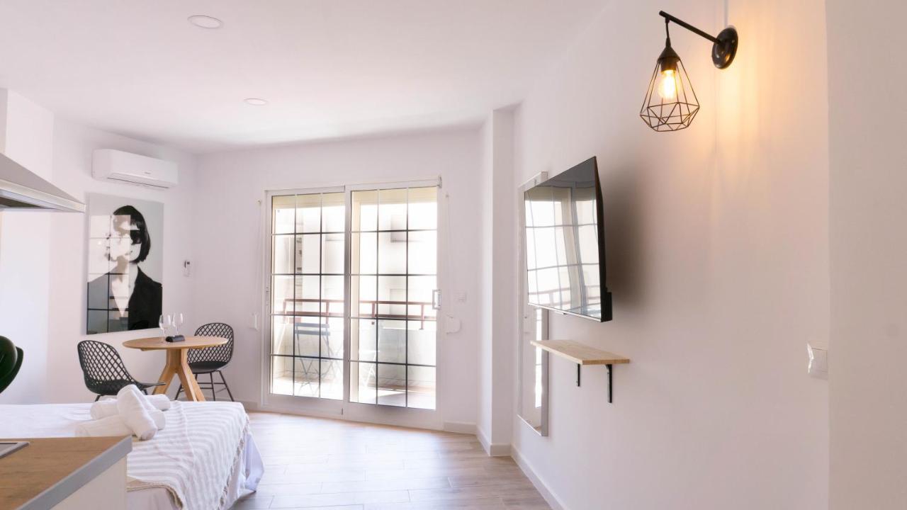 Apartment Carihuela Beach Malaga 토레몰리노스 외부 사진